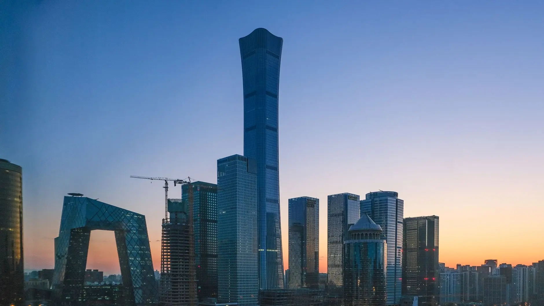 融资租赁与银行信贷在设备采购中的成本对比分析