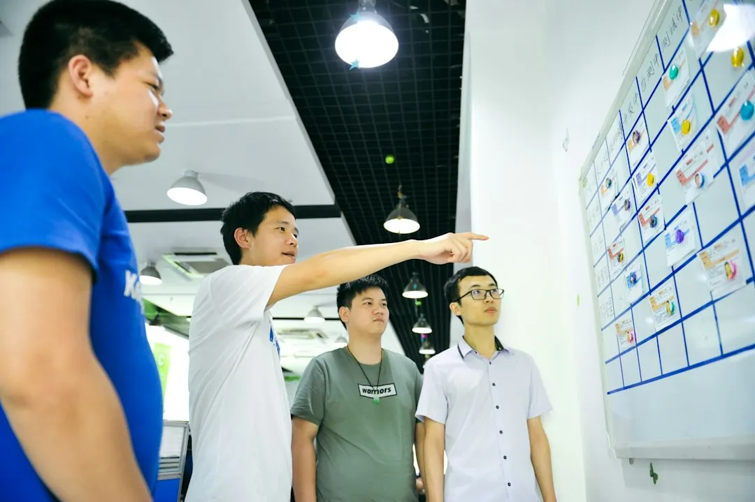 融资租赁与设备租赁模式对比：广州企业如何选择适合的金融方案